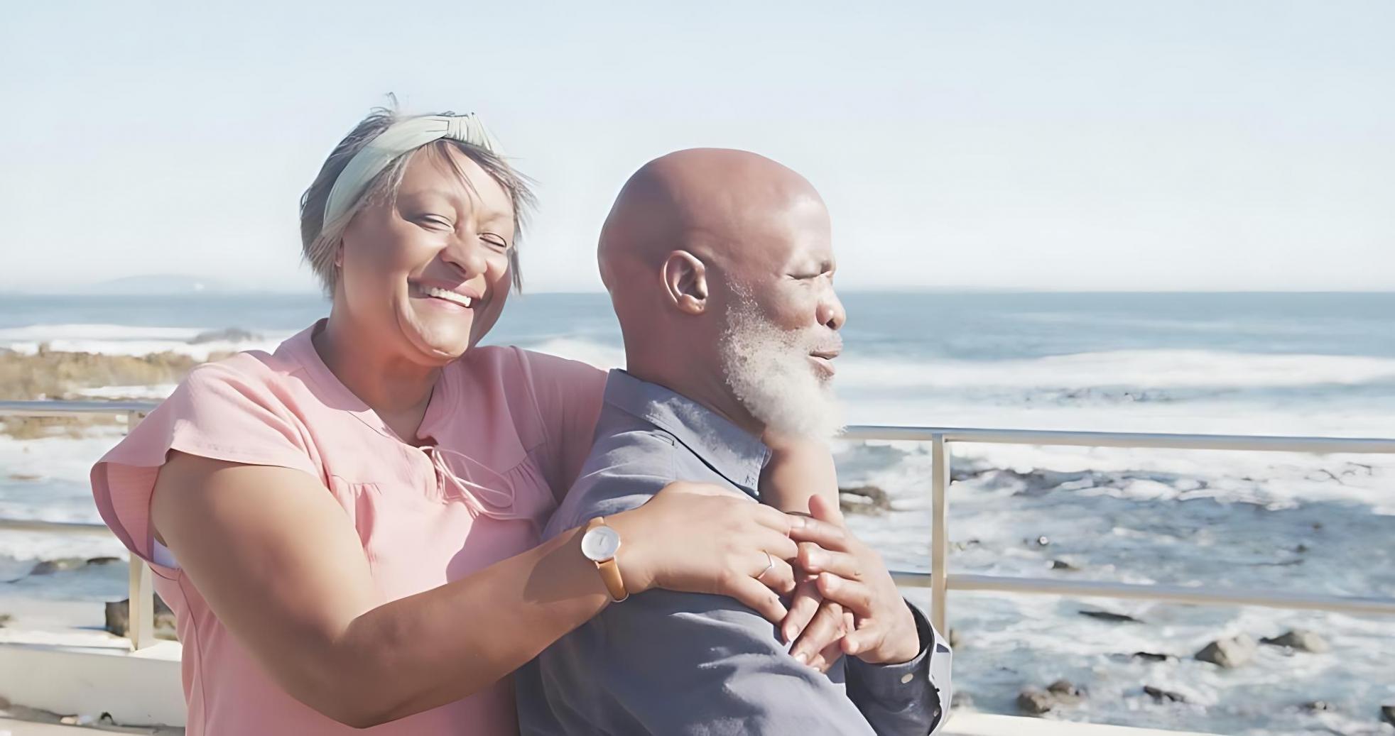 Grupa specjalistów podczas sesji szkoleniowej z etyki pracy socjalnej